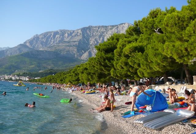 Leutar.net Amerikanci laprdaju, Bosanci ti postanu prijatelji, Hecegovac Mercedesa u pličak dotjera