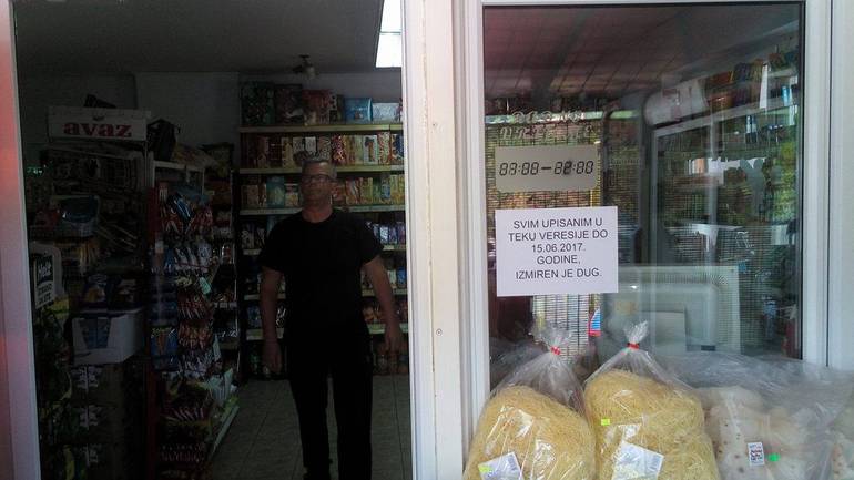 Leutar.net Djevojka išla od radnje do radnje i otplatila tuđe dugove