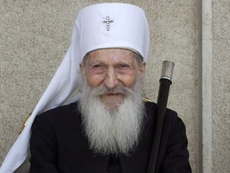 Leutar.net Istinita priča o tome kako je agent FBI-a pao na koljena pred patrijarhom Pavlom
