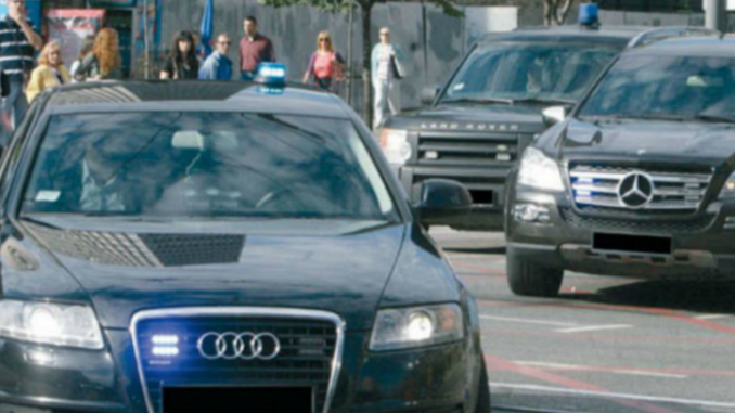 Leutar.net Zemlje koje su nikle iz groba Jugoslavije nisu države, nego pljačkaonice u kojima se naše kapitalističke svinje igraju Zapada, demokratije i slobodnog tržišta