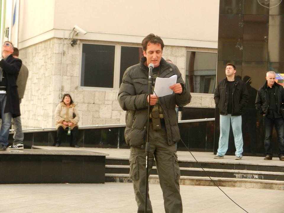 Leutar.net "Moj druže, u mene su ti nedavno otišla dva brata, njihove žene i djeca. Kažu odoše baš zbog djece..."