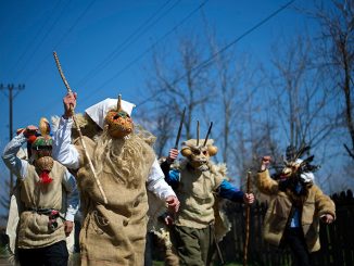 Leutar.net Himna odborniku - urnebesna pjesma našeg sugrađanina