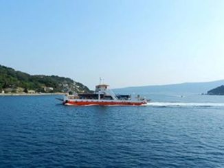 Leutar.net Ljubav pomorca i blondine