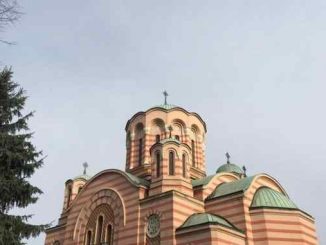 Leutar.net Vlada RS i Ministarstvo prosvjete i kulture RS odlučili su da našu djecu spremaju za apokalipsu i vječni život, a ne za život u 21. vijeku