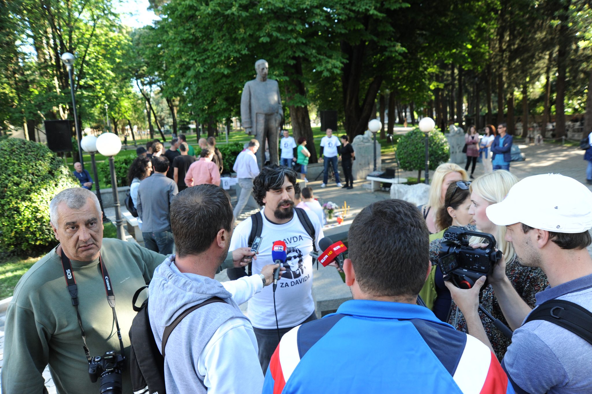 Leutar.net U Trebinju održan veliki skup podrške grupi "Pravda za Davida" (Foto)