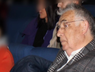 Leutar.net Zbog nedostatka stručnog kadra u preduzećima, policija vraća Papoviću štampač i pečate sa fakulteta