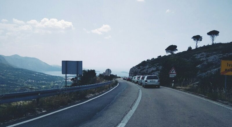 Leutar.net Djevojka na granici prema Dubrovniku upoznala momka, zatrudnila i otvorila bolovanje