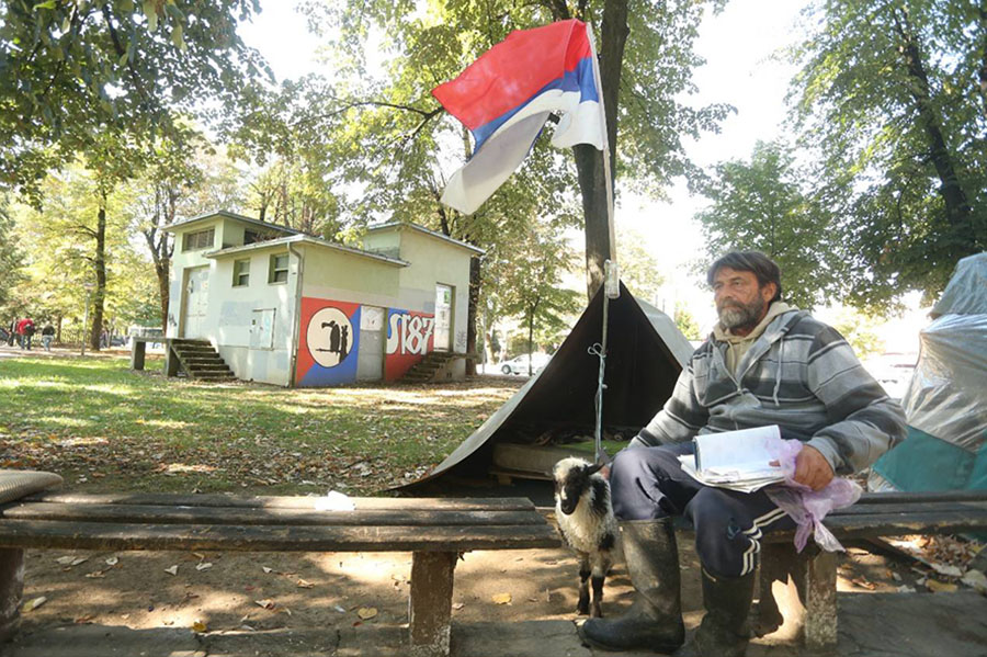 Leutar.net Stočar poklanja Vladi Srpske posljednje jagnje (FOTO)