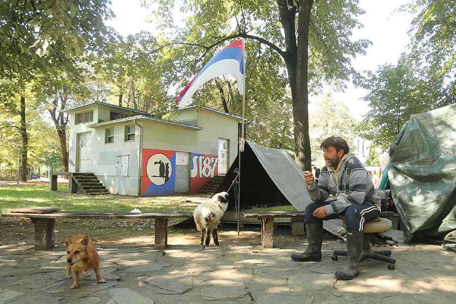 Leutar.net Stočar poklanja Vladi Srpske posljednje jagnje (FOTO)
