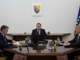 Leutar.net VANREDNA SJEDNICA: Predsjedništvo BiH smijenilo 21 ambasadora, 3 šefa Misija i 3 konzula