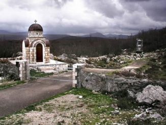 Leutar.net Hrvat popravio srpsko spomen-obilježje u Hercegovini