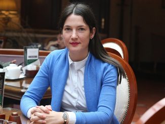 Leutar.net KO SU “ŠIROKOBRIJEŠKI ĐACI” Jelena Trivić ne odustaje od PROVJERE DIPLOMA u Srpskoj