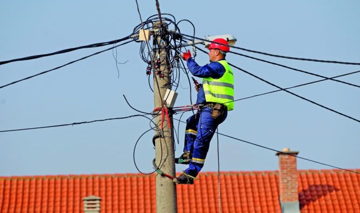 Leutar.net Elektro-Hercegovina poručila Karleuši da imaju struje i za izvoz