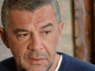 NEBOJŠA GLOGOVAC - U ime glumca Leutar.net Leutar.net NEBOJŠA GLOGOVAC - U ime glumca