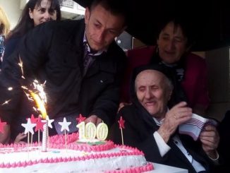 Leutar.net Zorka proslavila 100. rođendan - Za srećnu porodicu bitna je dobra žena