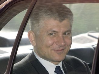 Leutar.net "GLEDAJTE U BUDUĆNOST, TAMO ĆEMO SE SASTATI VI I JA" Na današnji dan prije 16 godina Srbija je ostala bez Zorana Đinđića