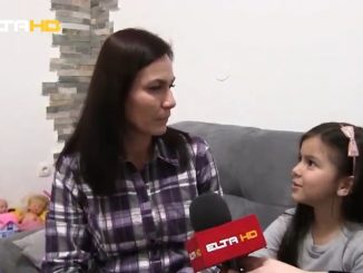 Leutar.net OVO MORATE DA POGLEDATE: Petogodišnja Nađa Mastilović iz Trebinja tečno govori engleski jezik /VIDEO/