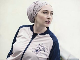 Leutar.net Laž ima DUGE noge kao Lepa Brena