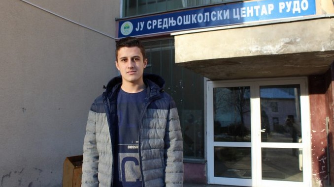 Leutar.net Znate li da se Slavko Mršević vraća u školu?! Znate li da je pobijedio?!