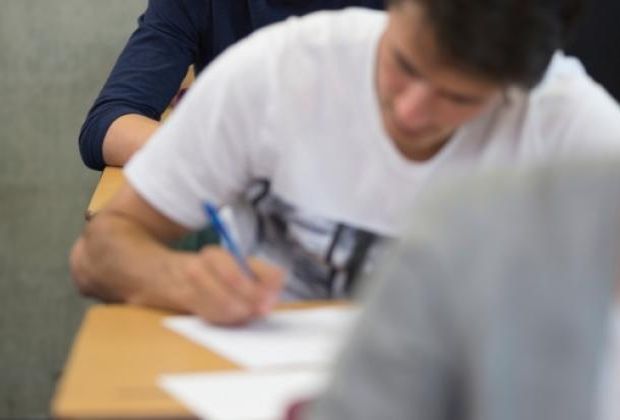 Leutar.net OVO TREBA DA PROČITATE: Nevjerovatan pismeni sastav jednog gimnazijalca koji će vas oraspoložiti