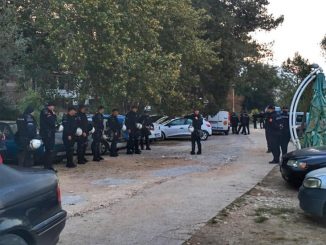 Leutar.net Sveštenik pozvao policiju da se povuče