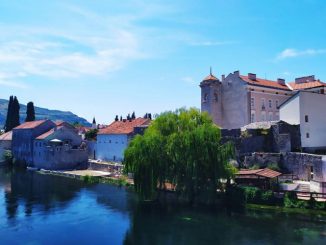 Leutar.net Miris i ukus Trebinja, grada sunca, platana i dobrog vina
