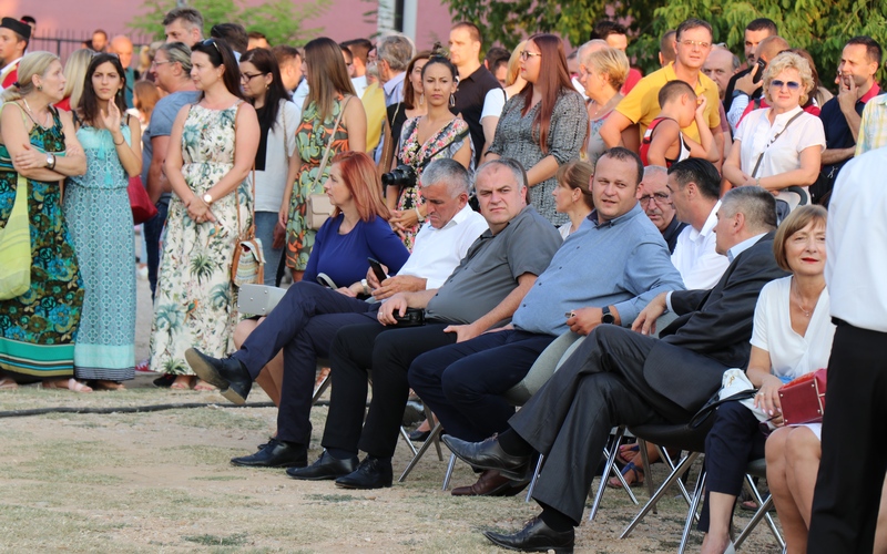 Leutar.net Hercegovini ne treba Vlada, dovoljan je knez (FOTO)