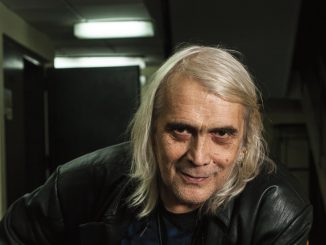 Leutar.net “Bolje biti sendvičar nego buregdžija”: Zašto Bora Čorba peva da treba imati “stomačić ko Ivica Dačić”