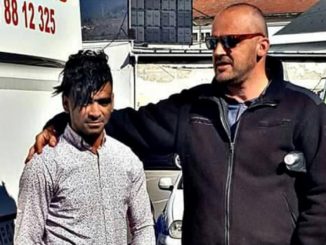 Leutar.net “BIO JE SAV ČAĐAV” Migrant se zakačio za autobus misleći da će stići do EU, ali završio je u Višegradu