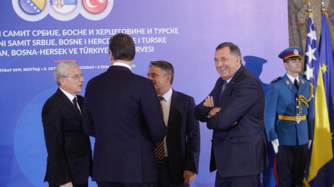 Leutar.net Erdoan, Vučić, Džaferović, Komšić i Dodik druže se, grle i smiju kao najbolji jarani