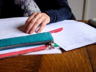 Svakom jednakom platom u prosvjeti načinjena je velika nepravda Leutar.net Leutar.net Svakom jednakom platom u prosvjeti načinjena je velika nepravda