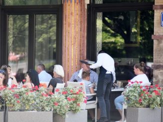 Leutar.net Korona smanjila plate radnicima u nizu djelatnosti u Srpskoj