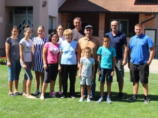 Leutar.net Počeli od nule prije 36 godina: Išli su "trbuhom za kruhom", a sada tri generacije zajedno uživaju u svemu o čemu su maštali