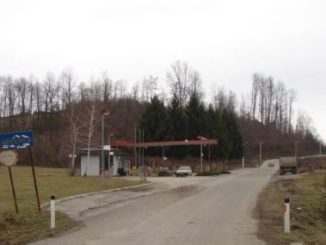 Leutar.net DRAGANA IMANJE POKLONILA PORODICI BEZ DOMA Život ove dobrotvorke obilježila PORODIČNA TRAGEDIJA