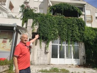 Leutar.net Legendarni igrač Veleža Vladimir Pecelj ostao bez imovine u Mostaru, tvrdi da mu je oduzeta jer je Srbin