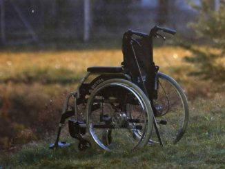 Leutar.net NIKO NIJE SUMNJAO U PROSJAKA U INVALIDSKIM KOLICIMA: Tek kada mu je prošlo "radno vrijeme", Splićani su shvatili ko je