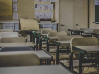 Leutar.net ŠKOLA KAO BOLEST: GLEDAJ SVOJA POSLA I BUDI PROSJEK