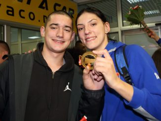 Leutar.net Samo jedan dečko može da pobijedi najbolju odbojkašicu Evrope