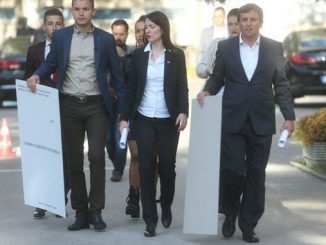 Leutar.net NAZIVALI IH CIRKUSANTIMA, A NAROD IH PODRŽAO - Kako je opozicioni trojac oborio rekorde na izborima