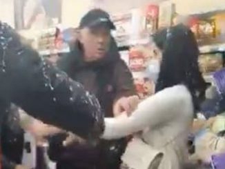 Leutar.net TUČA U CG MARKETU: Žene se posvađale, LETJELI i tetrapaci sa mlijekom (VIDEO)