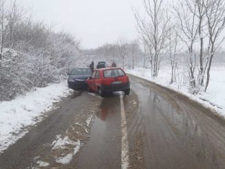 Leutar.net Svekar i snaha sudarili se vozilima kod Bijeljine