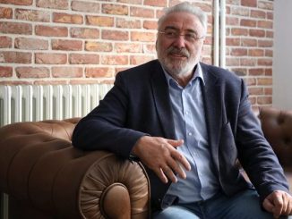 Leutar.net "OPŠTE LUDILO, ŽENE ME PROSE" Doktor Nestorović je dobro poznat javnosti, a sada otkriva kako provodi dane u penziji