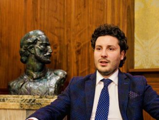 Leutar.net Dritan Abazović: Krenula hapšenja u sklopu afere Abu Dabi fond