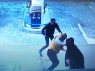 Leutar.net Pojavio se snimak ubistva mladića u Trnu (VIDEO)