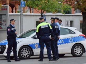 Leutar.net Bijeljina: Vozio bez kacige pa mu zbog neplaćenih kazni oduzet bicikl!