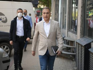Leutar.net Stefanović podnio ostavku na mjesto predsjednika SNS Beograd