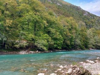 Leutar.net Ekolozi, kajakaši i rafteri traže zaustavljanje planova za izgradnju brana na Drini: HE na gornjoj Drini su prijetnja po životnu sredinu i zdravlje!