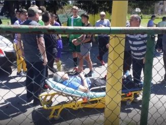 Leutar.net Masovna tuča roditelja na utakmici u Visokom, nekoliko osoba povrijeđeno (VIDEO)