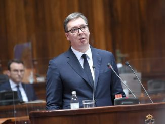 Leutar.net Vučić: Rađajte decu, neće imati ko da nam radi u fabrikama