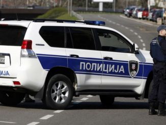 Leutar.net POLICIJA PRESRELA I RAZORUŽALA SVATOVE: Kao da su krenuli u rat a ne na svadbu
